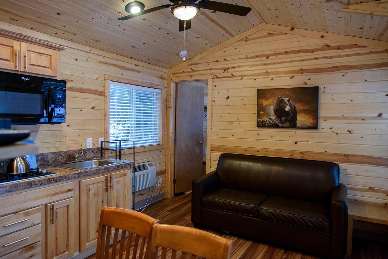 Idyllwild Camping Resort Cottage Екстериор снимка